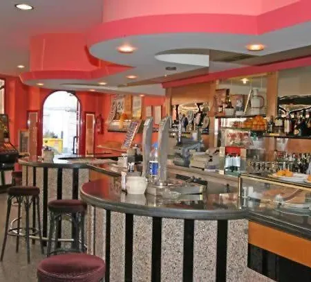 Leyton Otel Foz