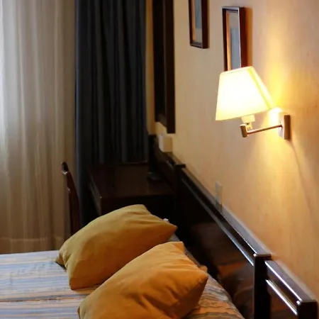 Leyton 酒店 福斯