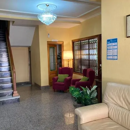 Otel Leyton 2*
